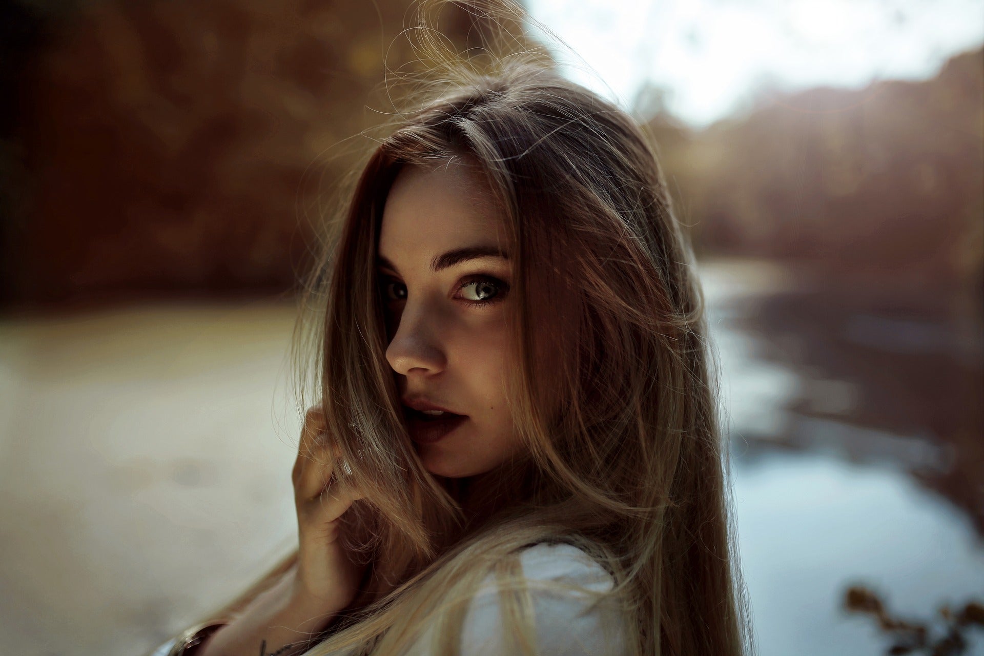 Hair styling products for shiny, glossy hair